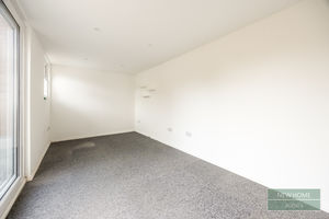 Photo 25- click for photo gallery